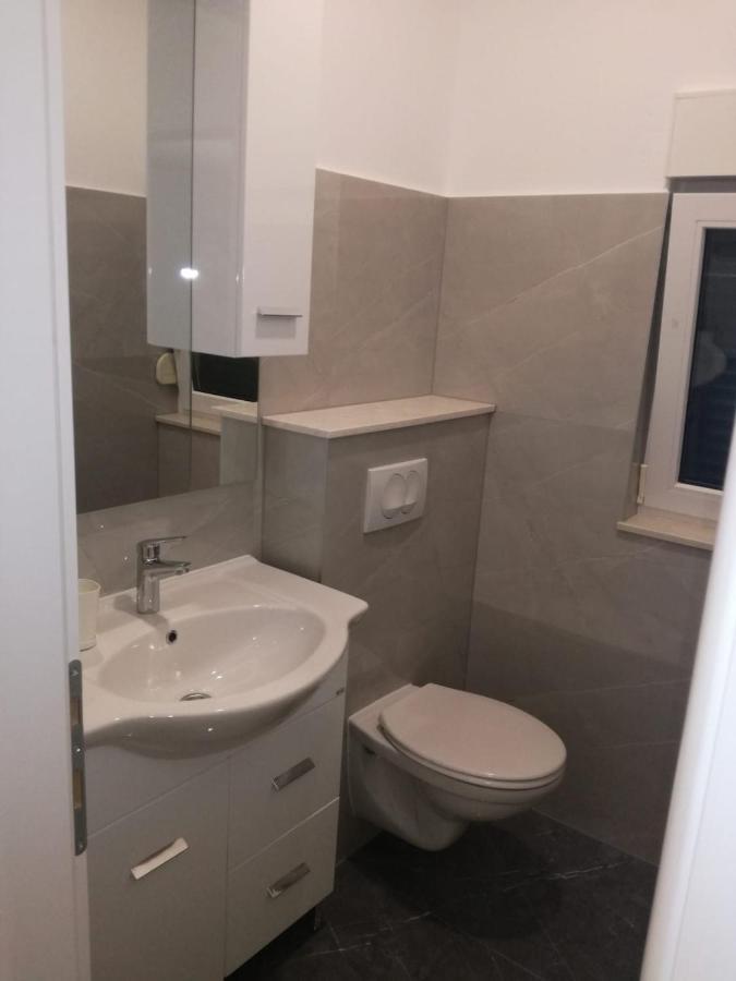 Apartmani Ivica Martic Дуче Екстер'єр фото