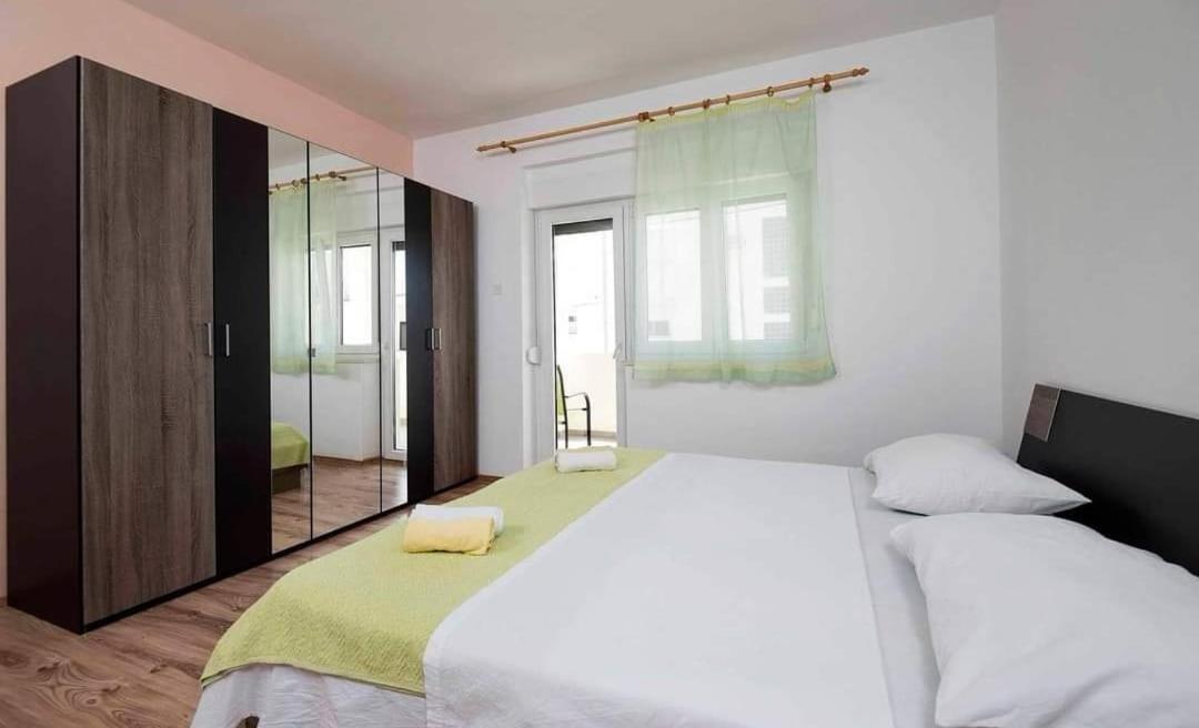 Apartmani Ivica Martic Дуче Екстер'єр фото