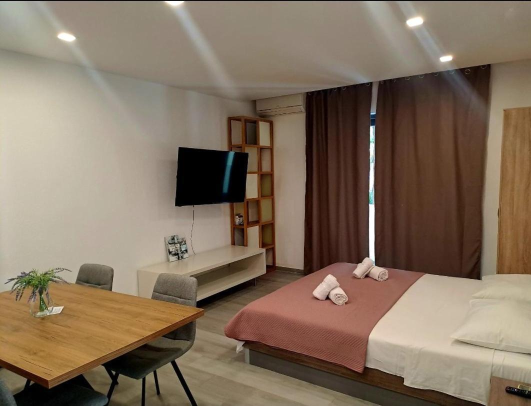 Apartmani Ivica Martic Дуче Екстер'єр фото